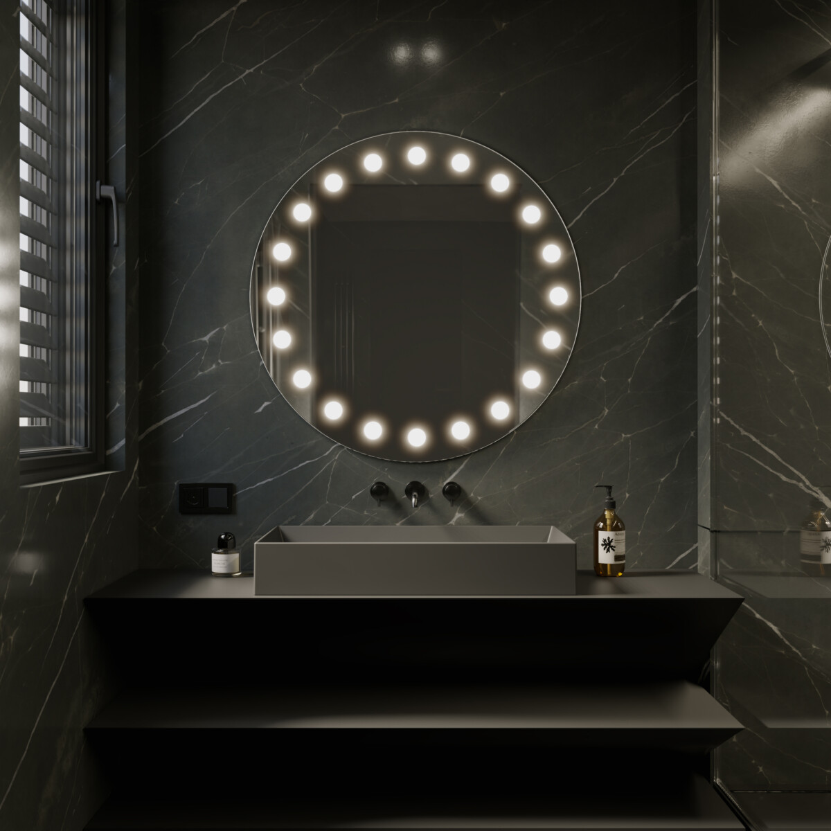 Circus mirror small bathroom0002 GOED